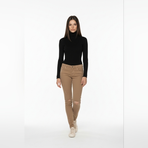 Arizona Jean Company Pants - NWT Arizona Jeans Tan Stretch Jeggings Size 9